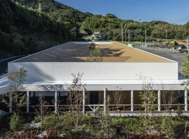 GRANDNEXT �{�H����